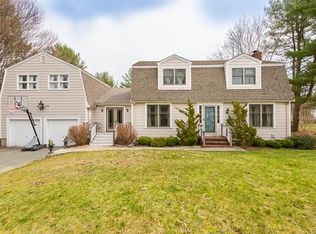 8 Patton Dr, South Hamilton, MA 01982