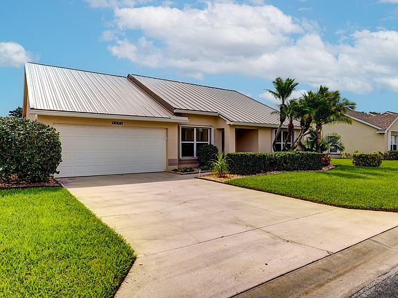 2nd image of 1042 NW Tuscany Drive