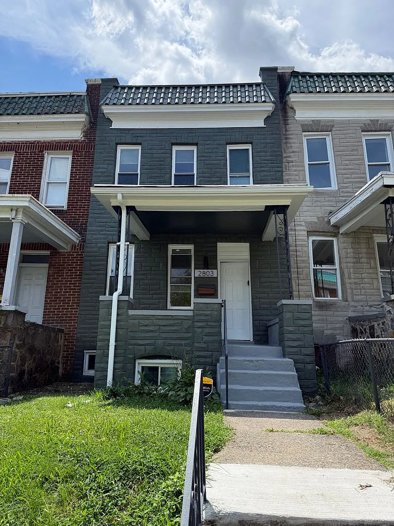 Beautifully Renovated 4BR/2.5BA Home — Photo 1
