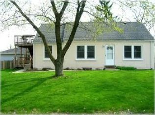 4101 Williams St, Downers Grove, IL 60515