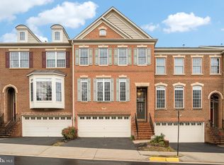 12466 Blissful Valley Dr, Fairfax, VA 22033