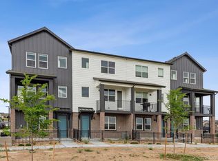 7052 Doncaster Ct, Castle Pines, CO 80108