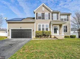 4 Harvest Ln, Pemberton, NJ 08068