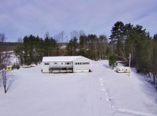 653 Kinsey Rd, Barton, VT 05822