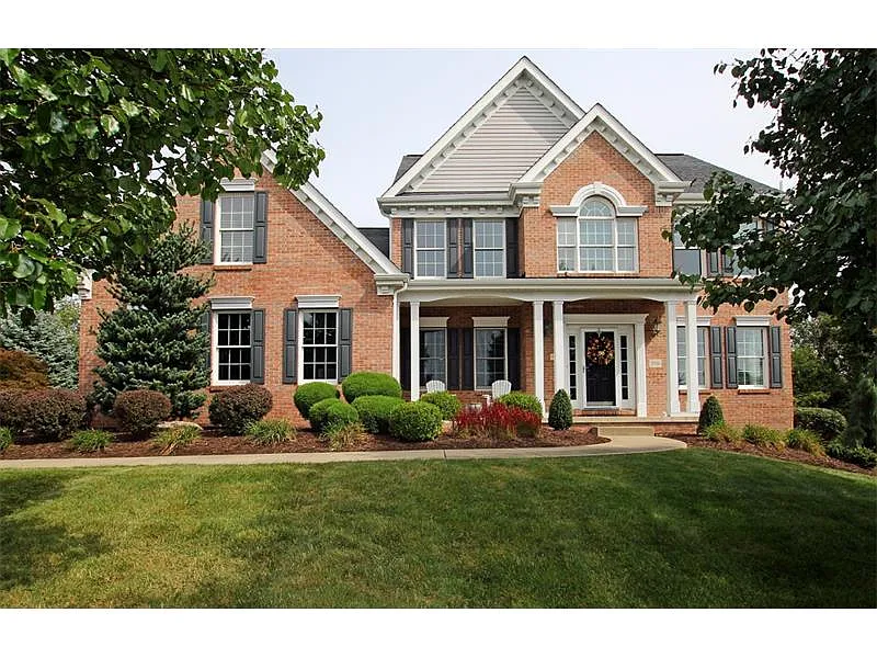5836 Longview Cir photo 1