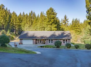 5201 Cummings Rd, Eureka, CA 95503