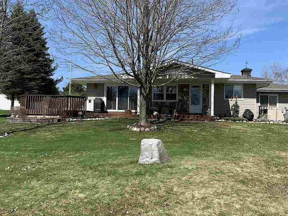 1st image of 4633 Elm Dr