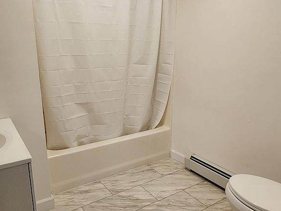 5th image of 115 Cortlandt St #1N