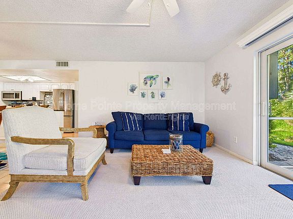 4th image of 232 Palm Dr #475