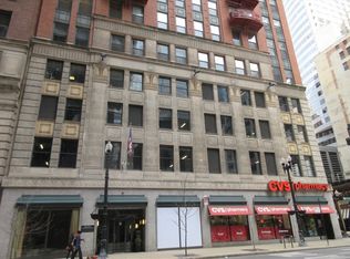 208 W Washington St APT 1404, Chicago, IL 60606