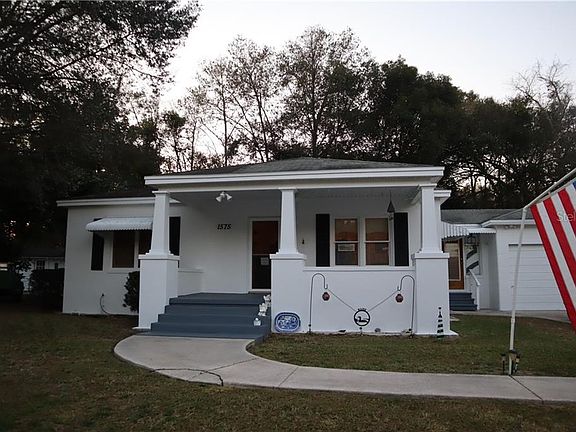 2nd image of 1575 Margaret Ave