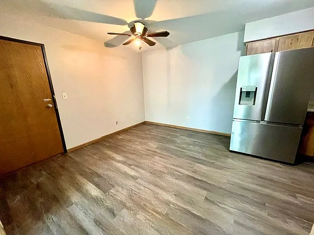 N114W16700 Crown Dr #6 — Photo 13