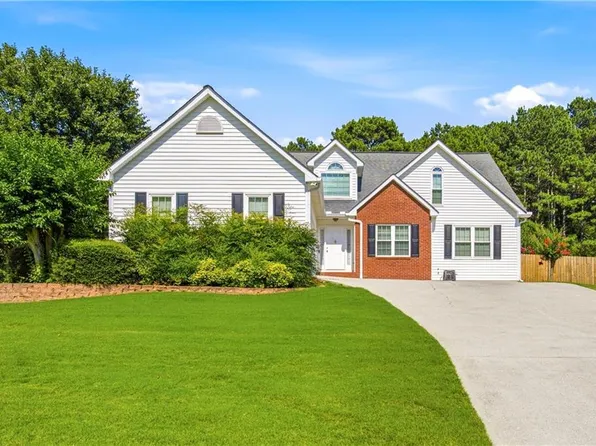 3620 Friendship Farm Dr, Buford, GA 30519