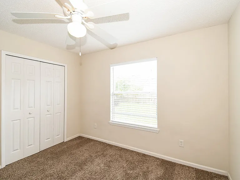 12710 Dunns View Dr — Photo 12