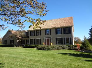 7312 Scots Ln, Crystal Lake, IL 60014