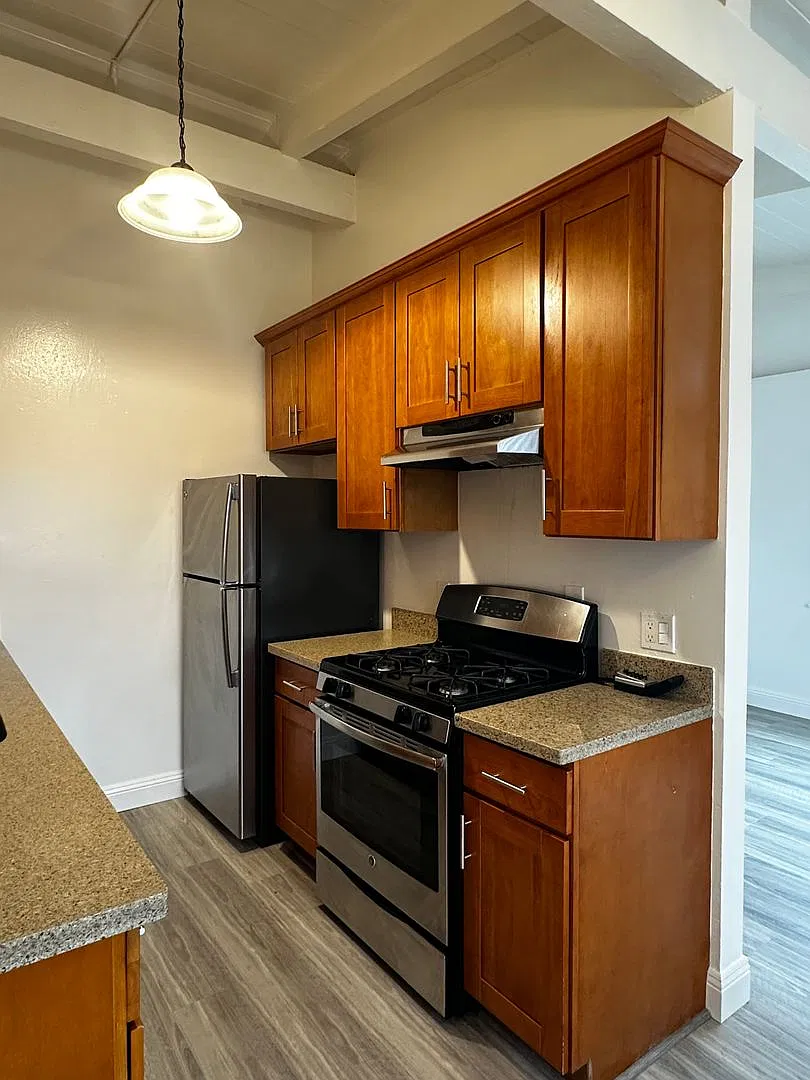 410 Monte Diablo Av. — Photo 4