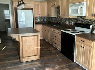 207 E 3rd St, Weatherford, TX 76086