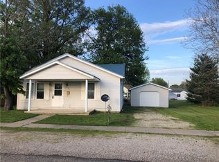805 S Michigan Ave, Marshall, IL 62441