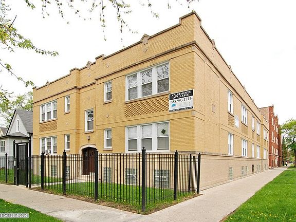 2nd image of 5800 W Iowa St #2192132