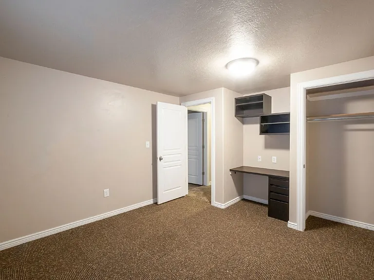 148 W 3360 N — Photo 24