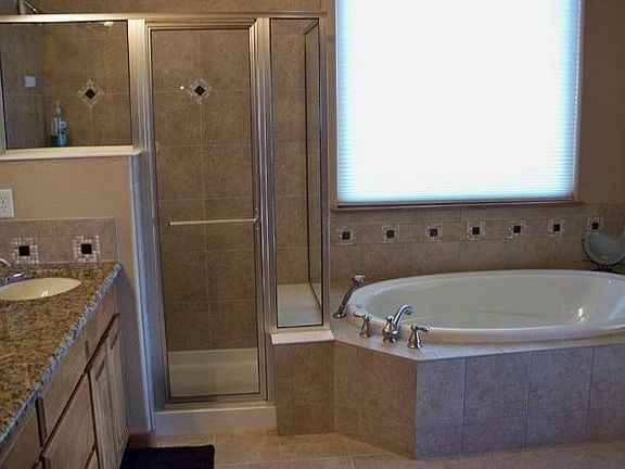 4th image of 4618 Tarragon Dr