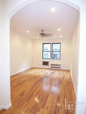 Rented by Hecht Group | media 14