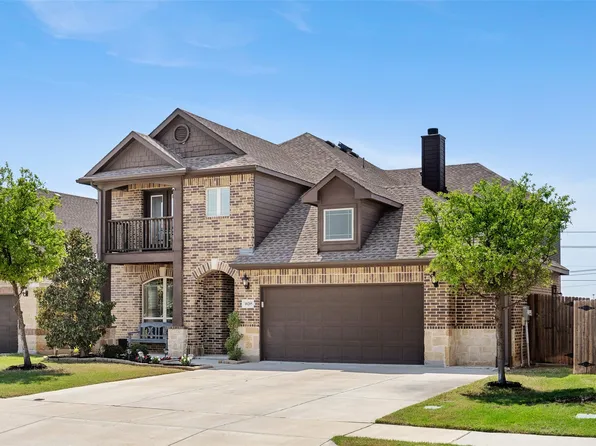 10205 Fox Springs Dr, Fort Worth, TX 76131
