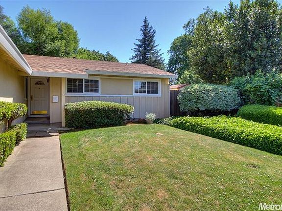 2nd image of 8516 Merribrook Dr