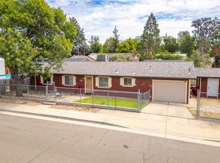 1821 Montana Ave, Shasta Lake, CA 96019