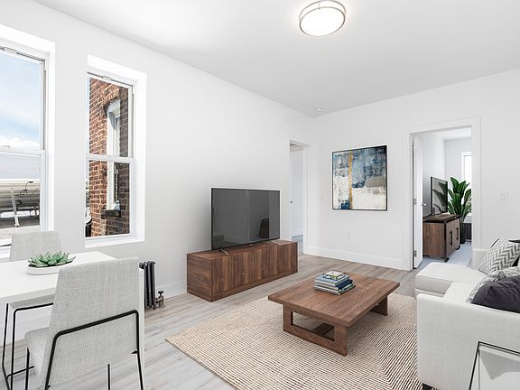 2nd image of 442 Decatur St APT 4D