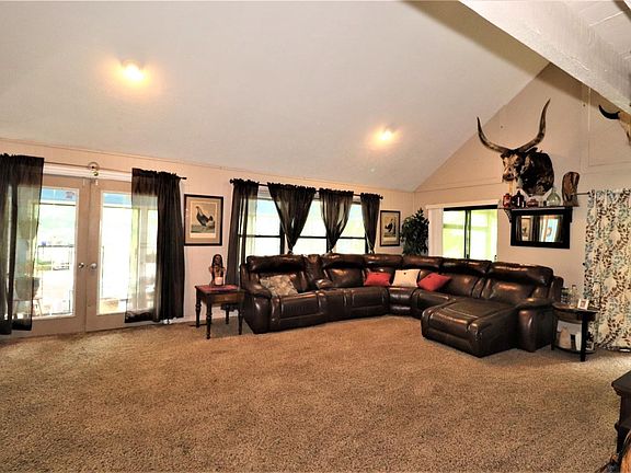 4th image of 1863 Laurel Farms Ln