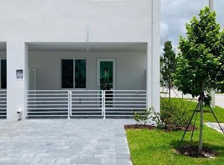 6410 NW 102nd Path APT 101, Doral, FL 33178