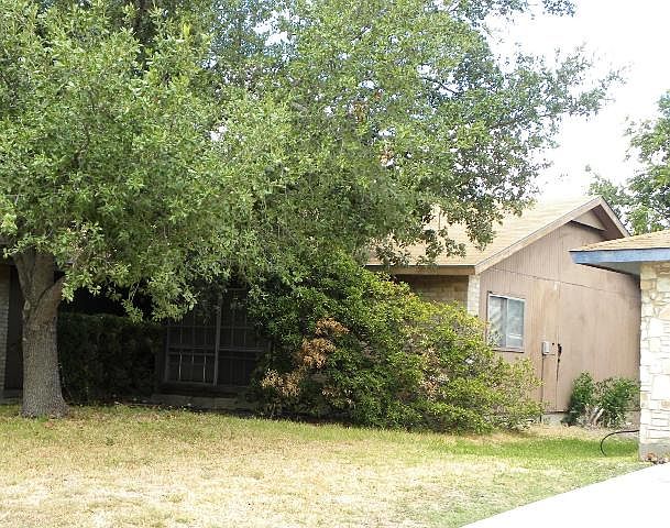 2nd image of 5043 Stockman Dr