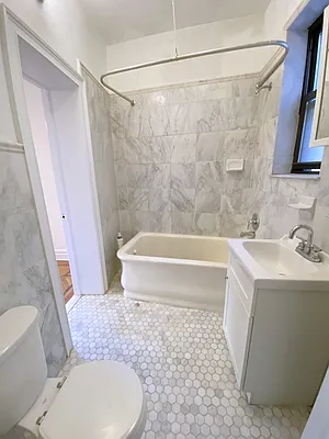 Rented by Bond New York | media 54