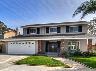 6672 Jardines Dr, Huntington Beach, CA 92647
