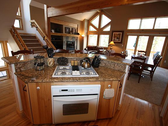 4th image of 641 Timber Lake Way