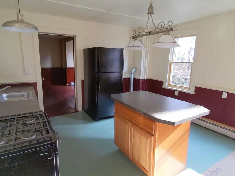 9 Pleasant Ave #1 — Photo 6