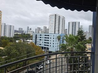 546 SW 1st St APT 612, Miami, FL 33130