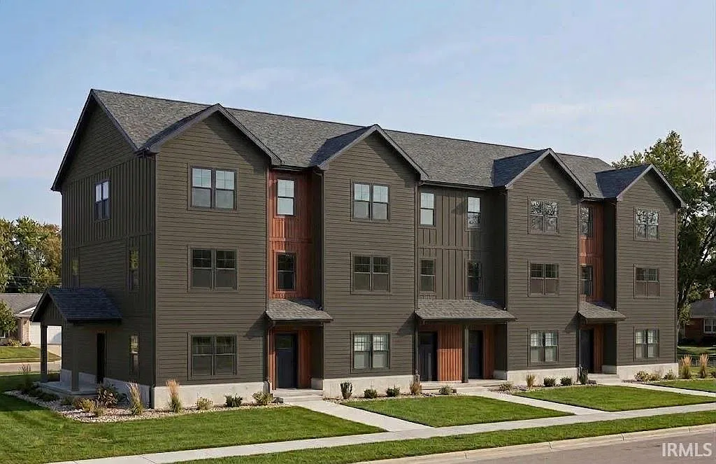 5 bed, 5.0 bath, 2384 sqft, $6,250 — Photo 1