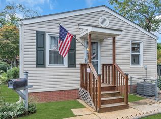 43 Barker Ave, Eatontown, NJ 07724