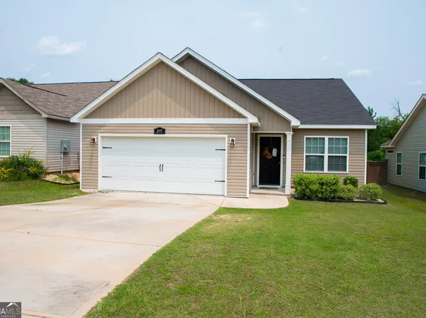 215 Allentown Ln, Macon, GA 31216