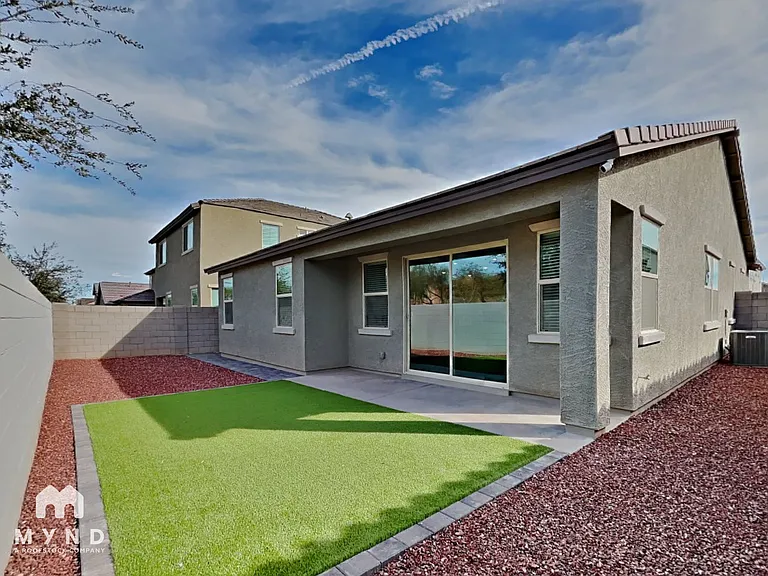 15168 W Sherman St — Photo 26