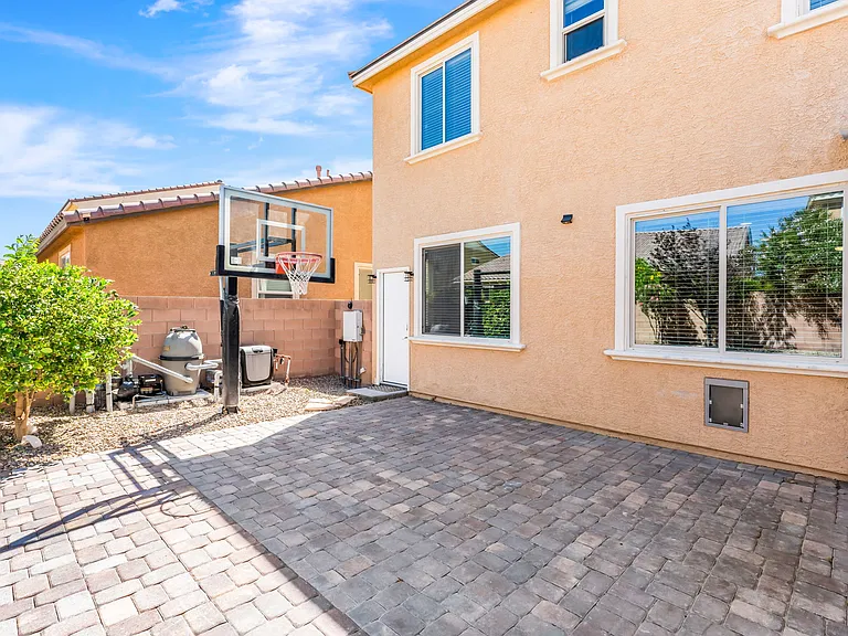 6613 Dome Rock St — Photo 44