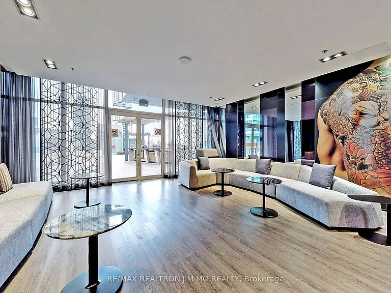 199 Richmond St W #2105 — Photo 34