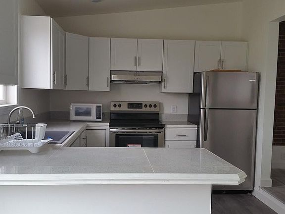 5th image of 2067 Libertyville Rd