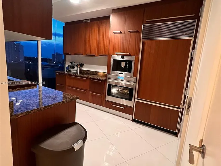 15811 Collins Ave #605 — Photo 10