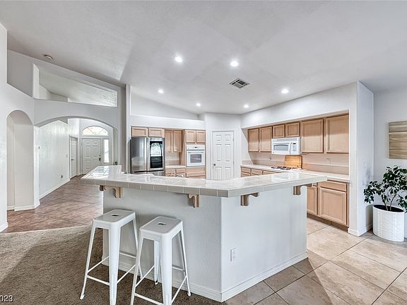 4th image of 4180 Squaw Creek Ct