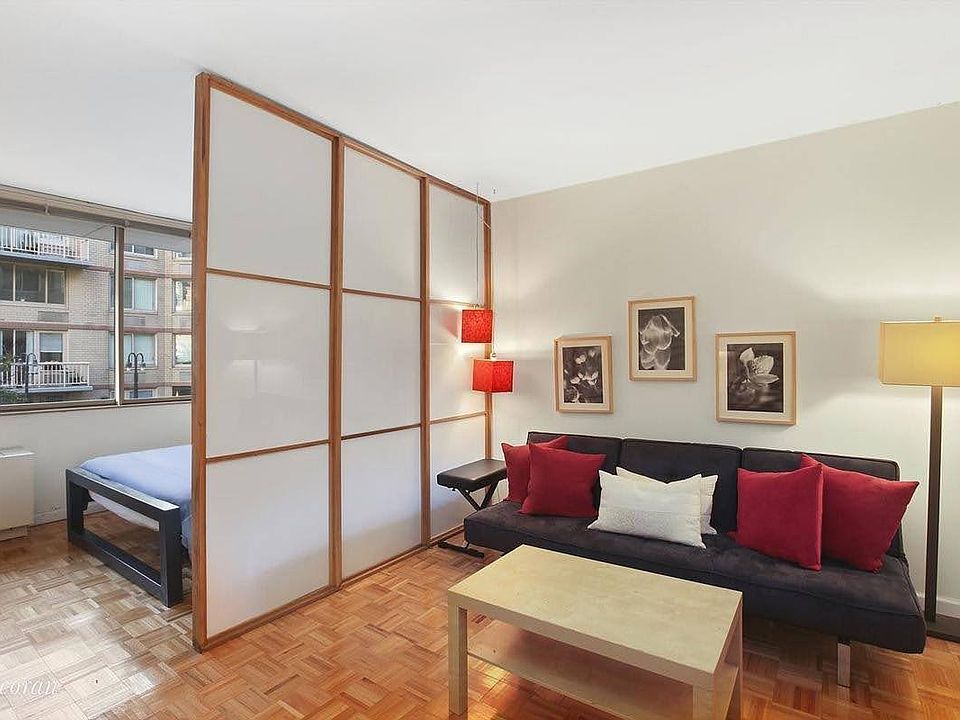 1st image of 393 W 49th St APT 4LL