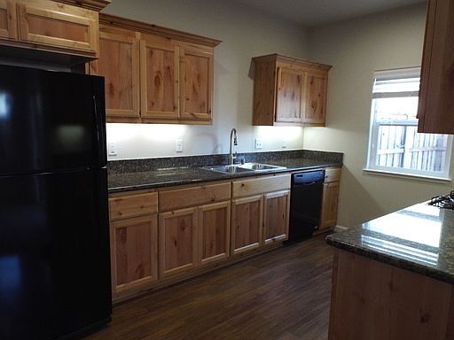 4th image of 152-158 E Shasta Ave #152-3