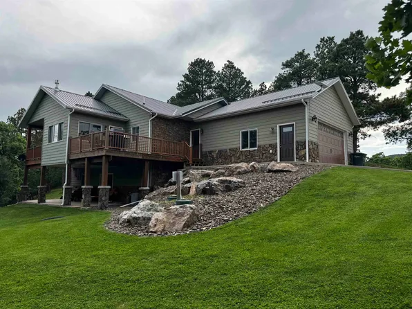 20786 Mountain Ct, Sturgis, SD 57785